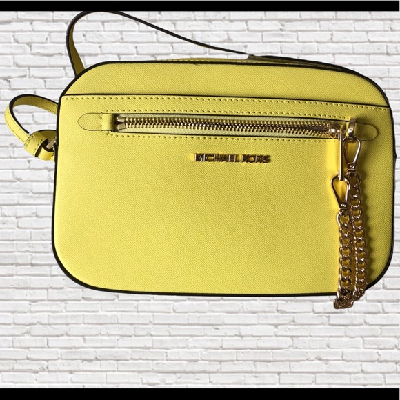 🎉HP🎉MICHAEL KORS • Jet Set Crossbody Large Leather Zip Bag in Sunshine • NWT - Picture 4 of 9